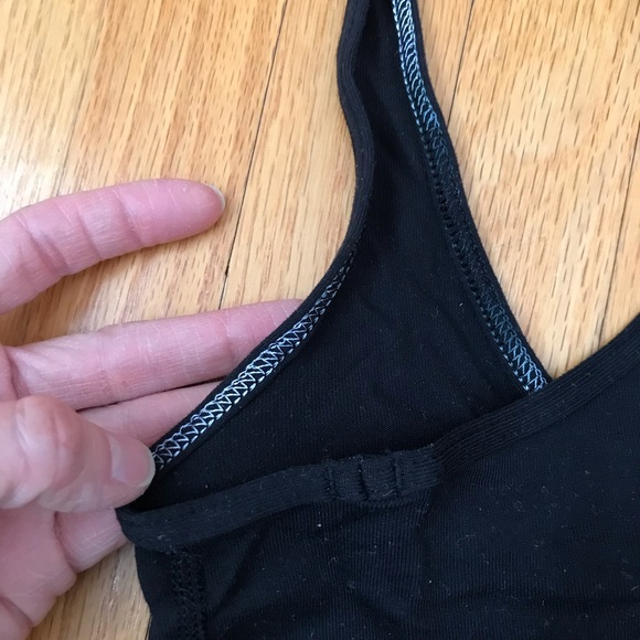 Lululemon racer back tank black size 4 - Picture 2 of 3